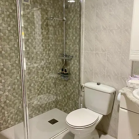 アパート La Pinada