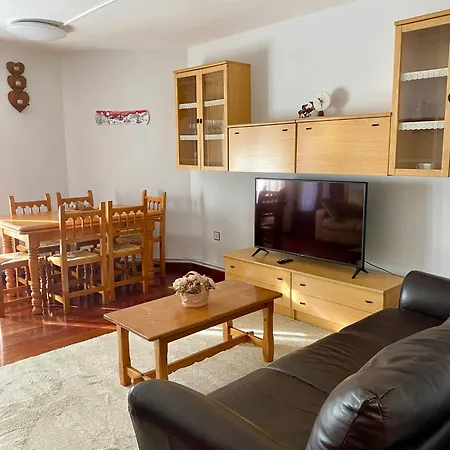La Pinada Apartment *